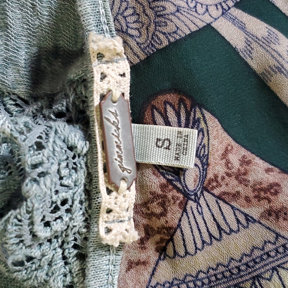 Embellished tank - Picture 11 of 13